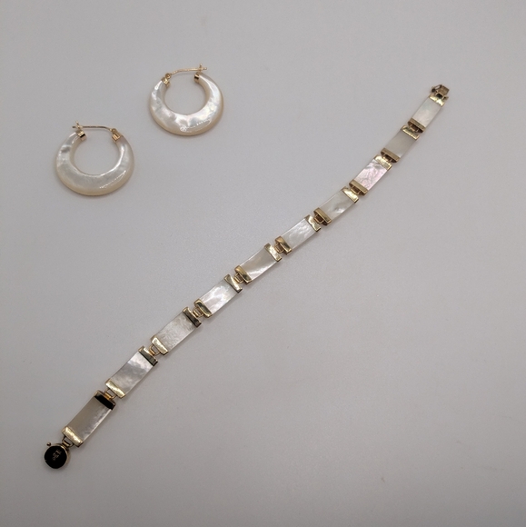 14k Yellow Gold Mother of Pearl Bracelet and Hoop Earrings Set - Picture 11 of 16